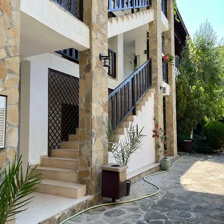 комплекс «топ» 公寓 *