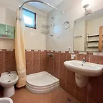 Apartman First Line In Next To Marina Complex