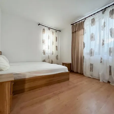First Line In Next To Marina Complex Appartement *